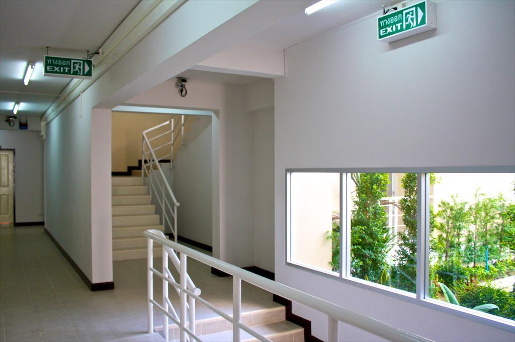 סינג בורי Baanbudsarin Apartment מראה חיצוני תמונה