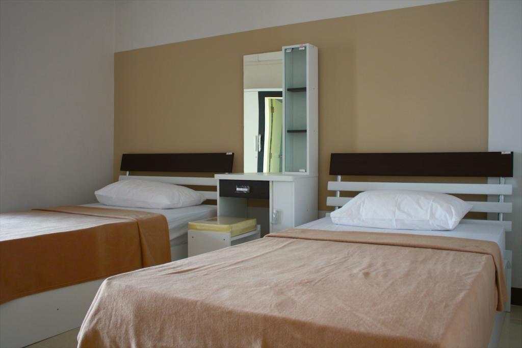 סינג בורי Baanbudsarin Apartment מראה חיצוני תמונה