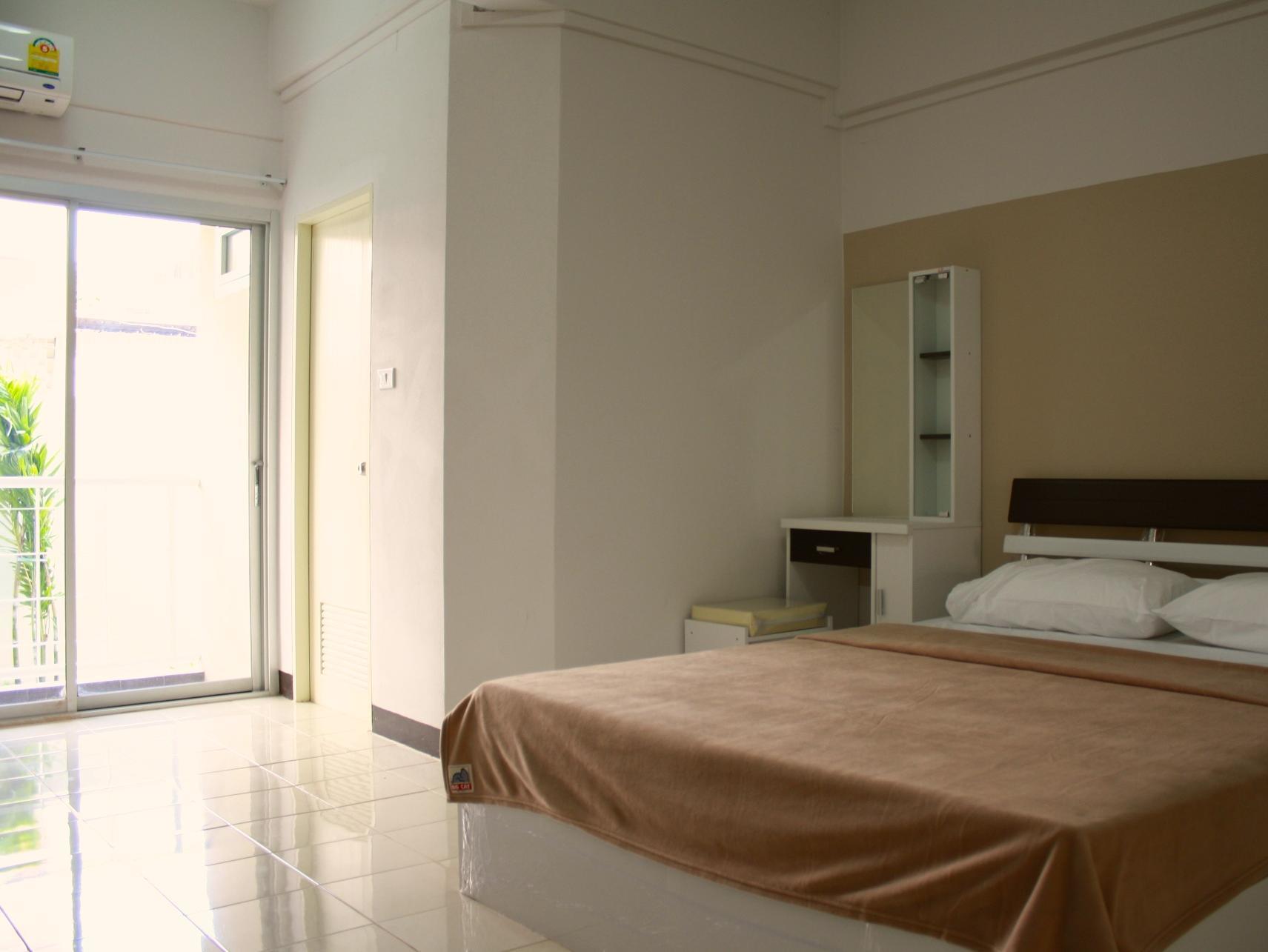 סינג בורי Baanbudsarin Apartment מראה חיצוני תמונה